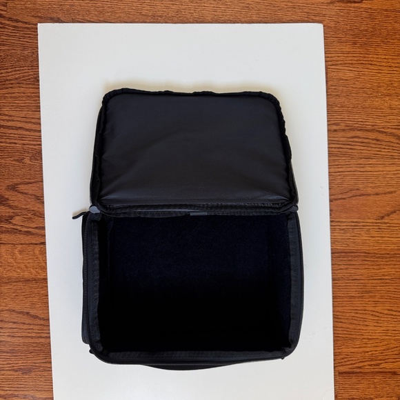 Wandrd Medium Camera Cube - Picture 13 of 16